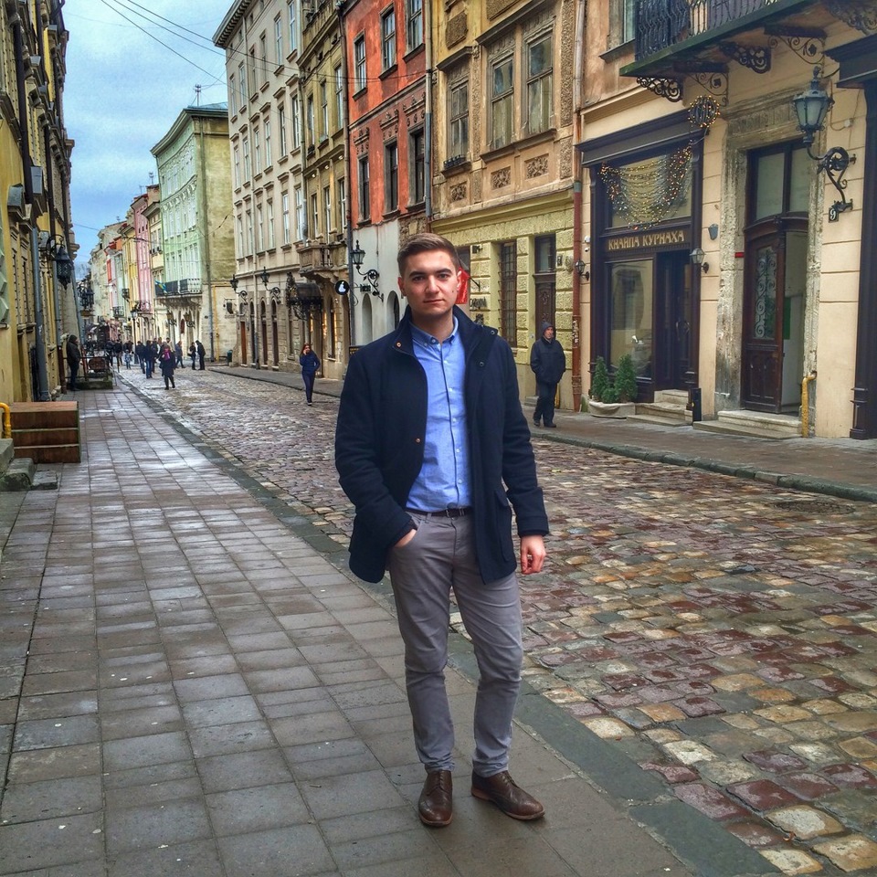 Відсутність. Робочі канікули 2
