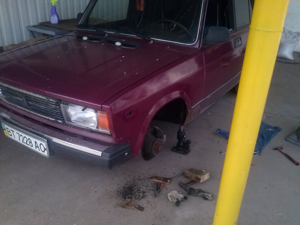 Крило ліве. 4
