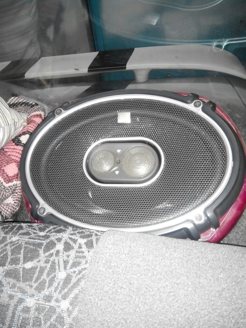 Заміна акустики на JBL 938 1