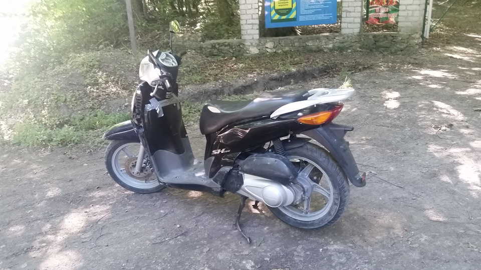 Новий помічник Honda SH150)) 1