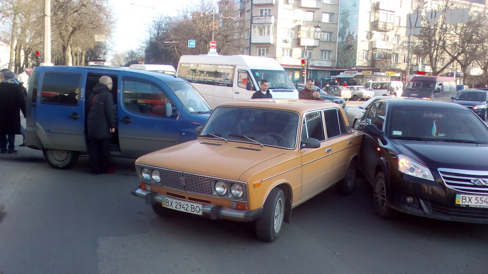 Не було б щастя, та нещастя допомогло 1