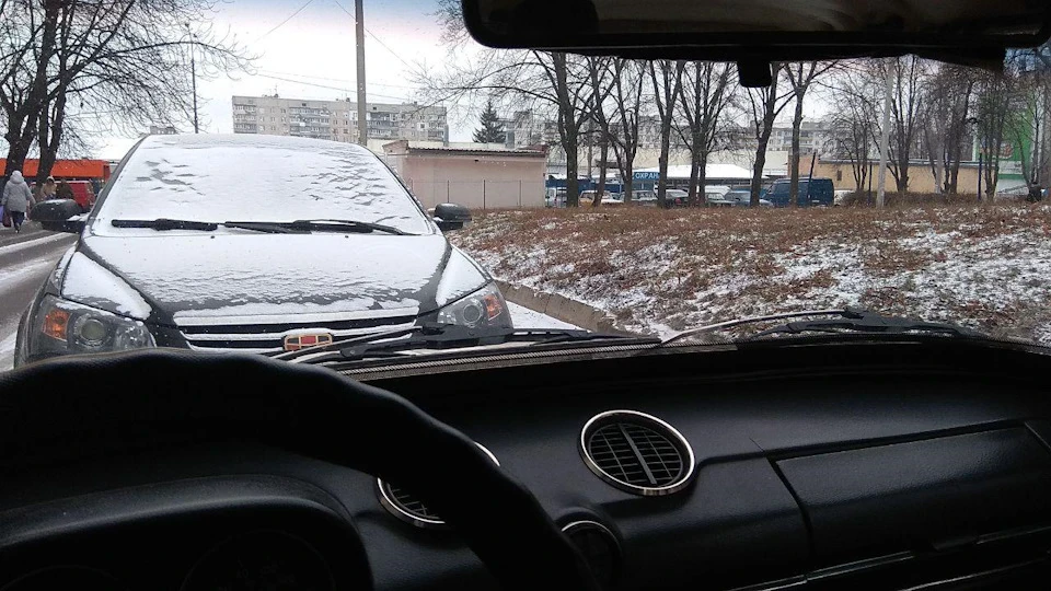 Сиджу, чекаю, сумую...