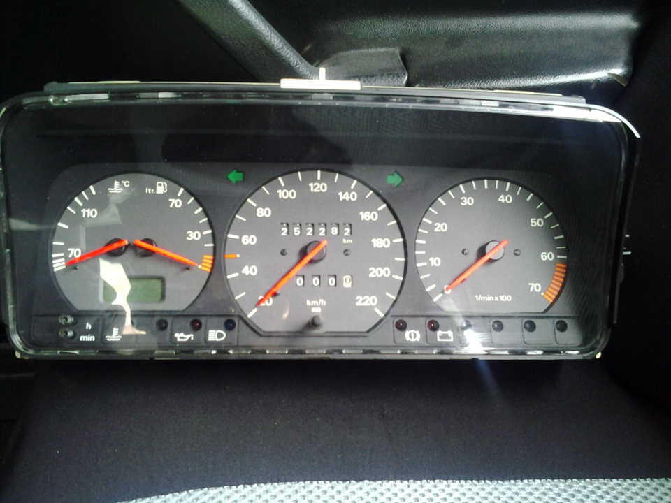 Приборка Passat B4 у ВАЗ 2106 1