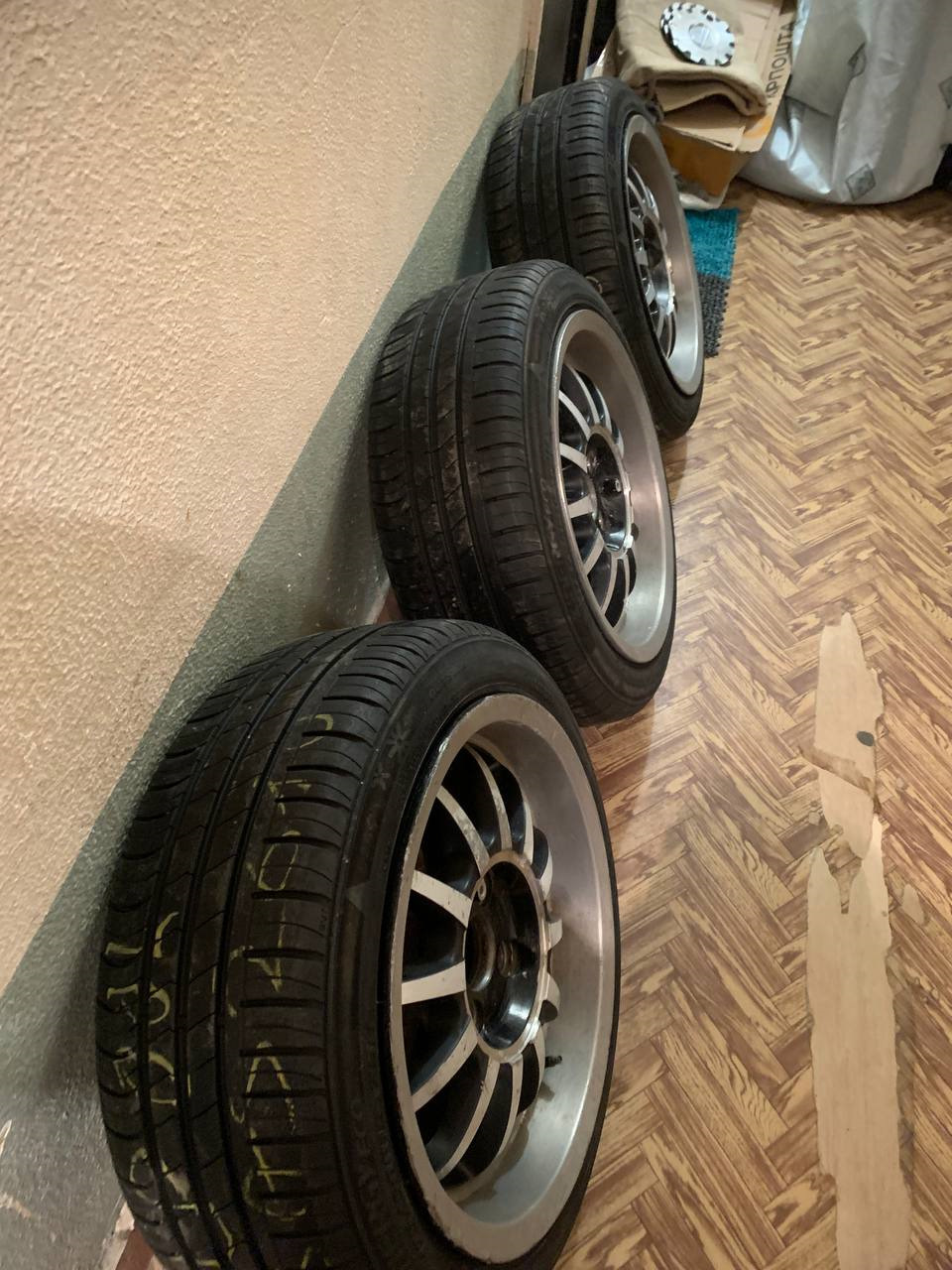 Гума 175/50/15 hankook 4