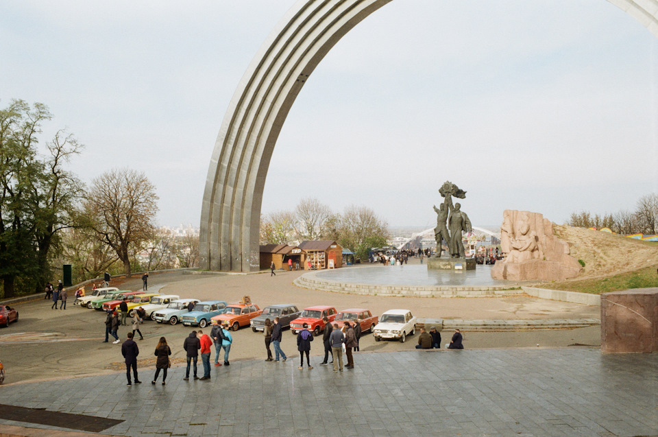 18.10.27 Закриття сезону з Retro Cars Kyiv (RCK) 1