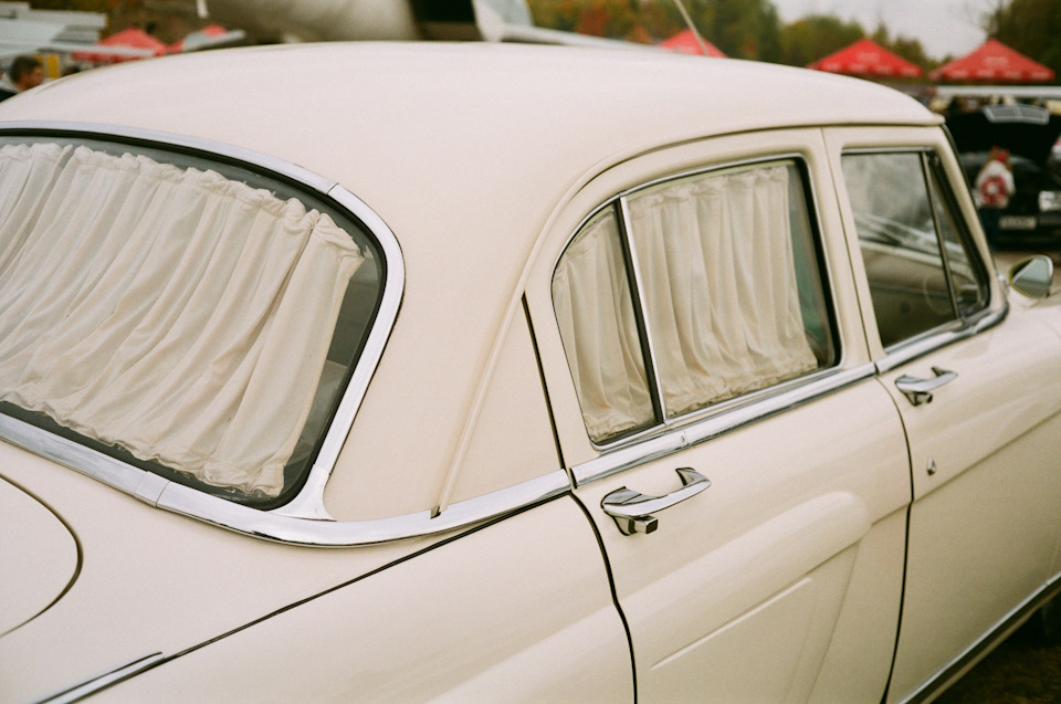 Перший Old Car Land 2019 3