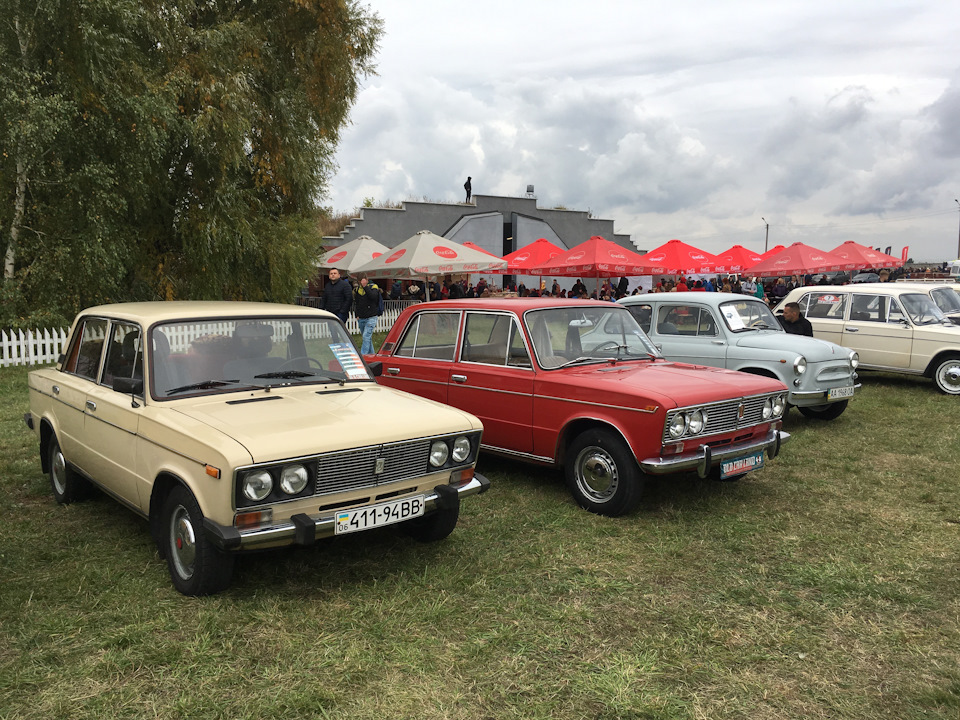 Перший Old Car Land 2019 1