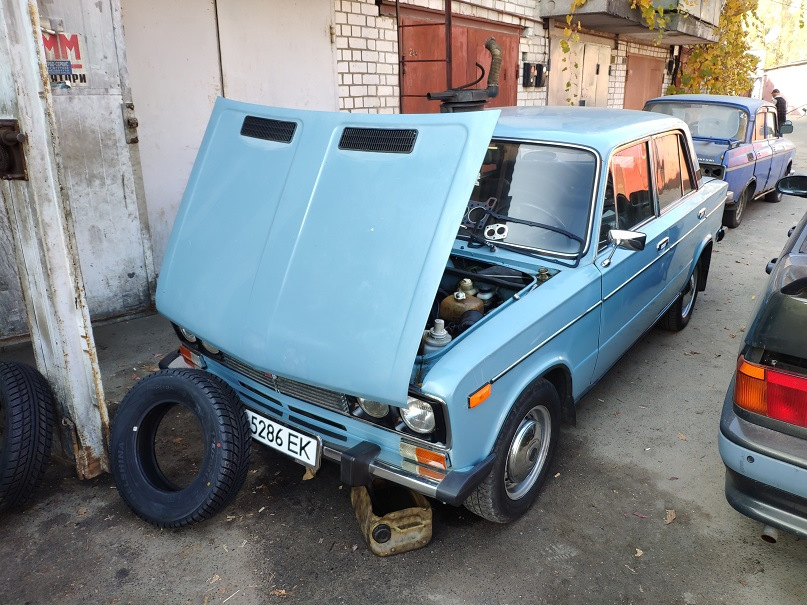 Розкрили двигун 1