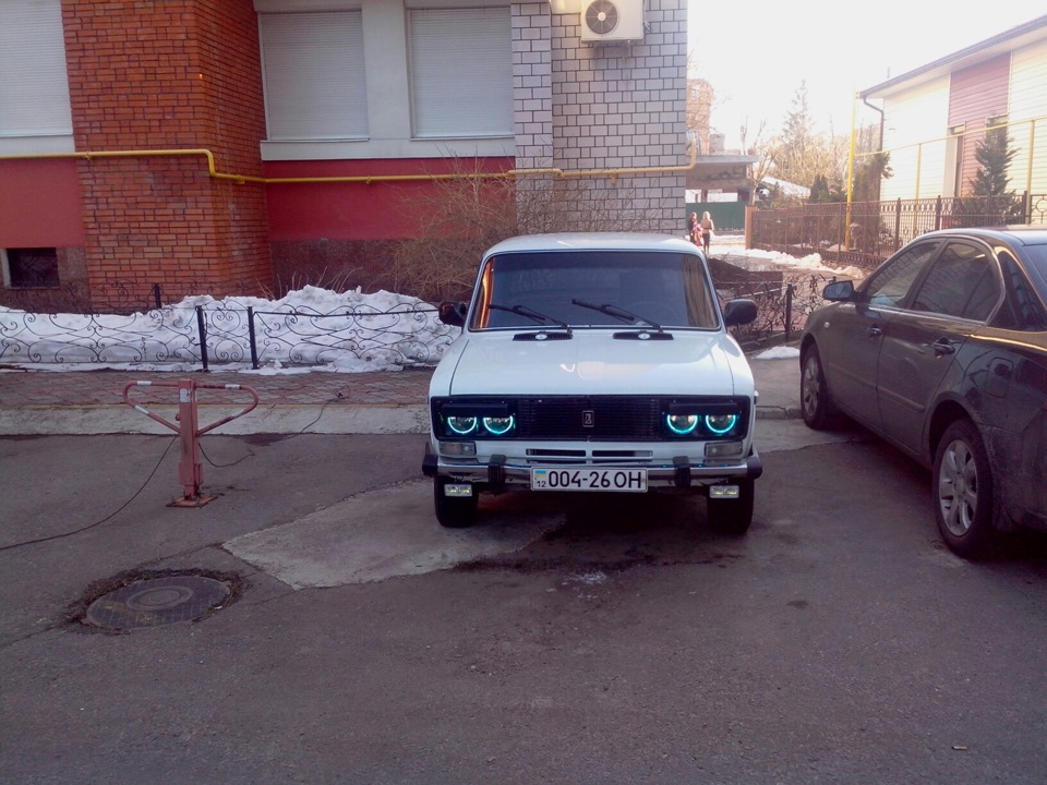 Складання продовжується. 1