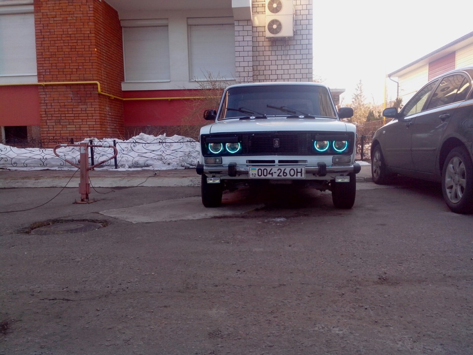 Складання продовжується. 2