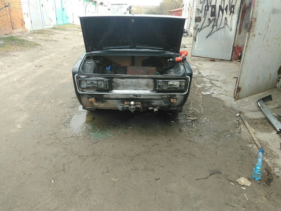Ззаду почала з'являться іржа. 1