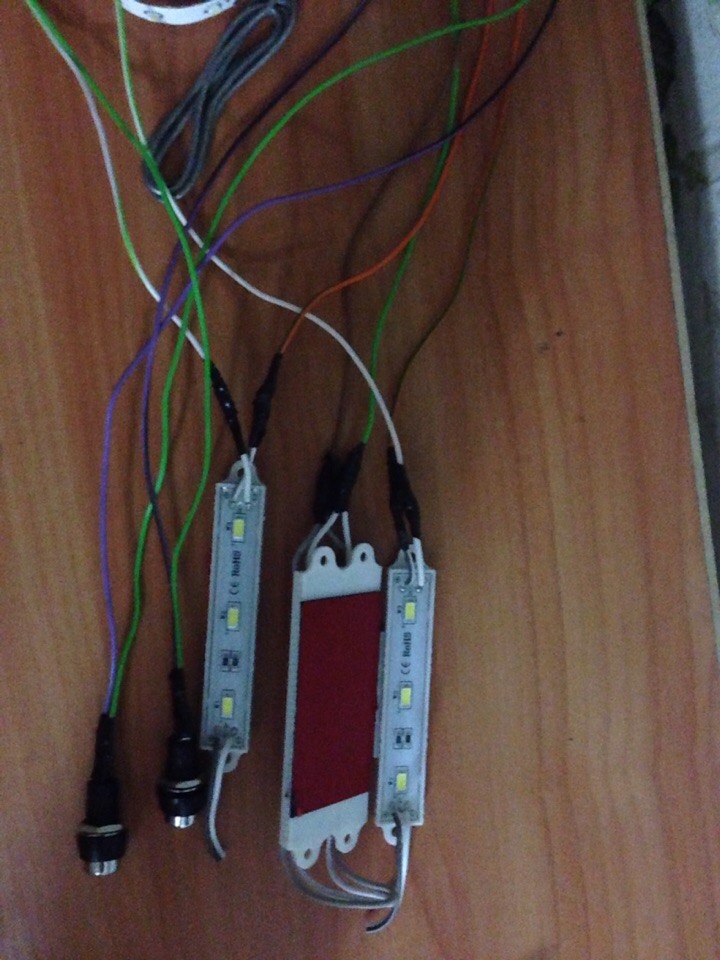 Трішки світла в машину 2