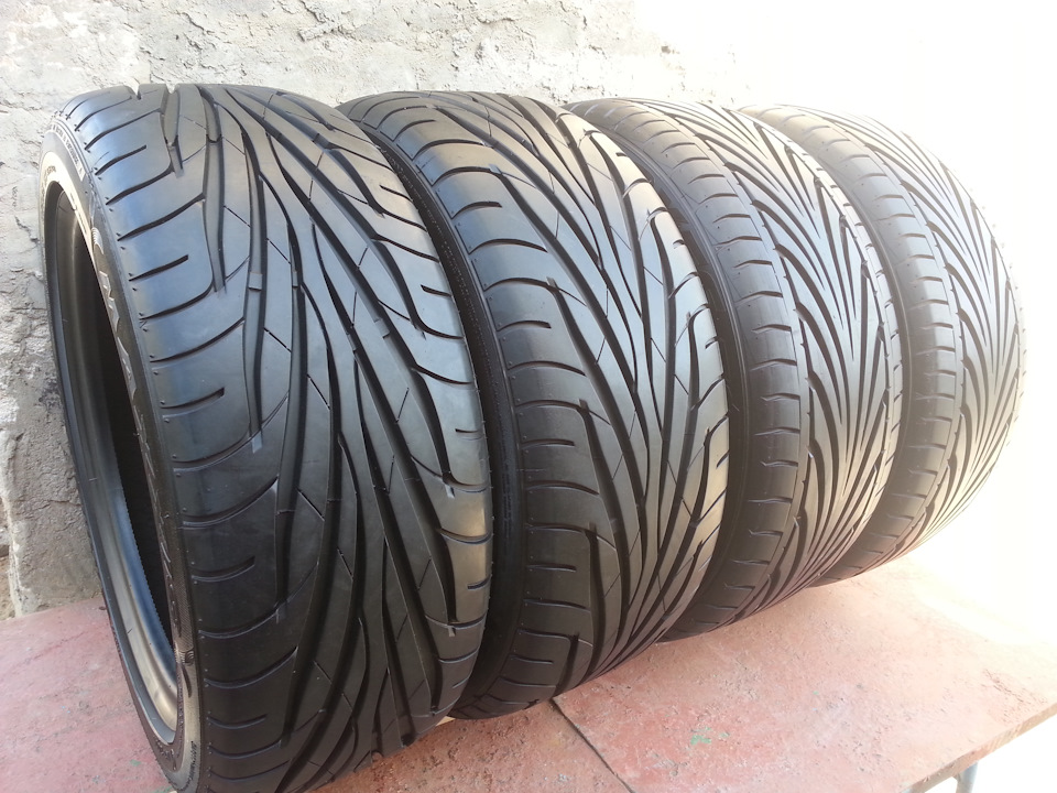 Літні шини R15 195x50 Maxxis Victra MA-Z1/Toyo Proxes T1R, заглушки, вентиля для дисків. 1