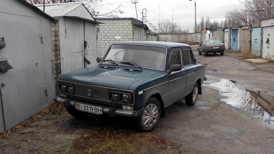 День у гаражі 4