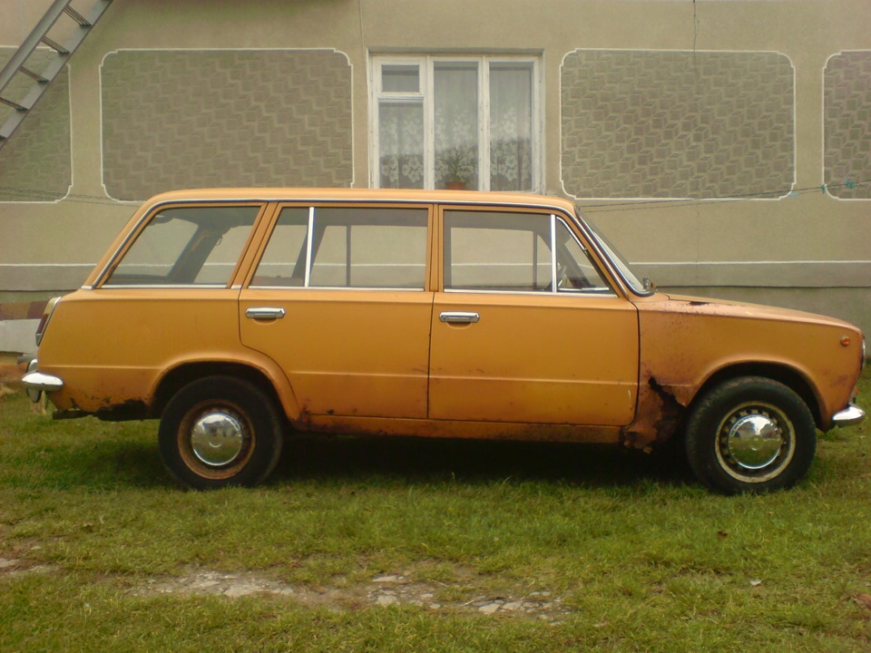 Продам ВАЗ 2102 77 роки під реставрацію 1