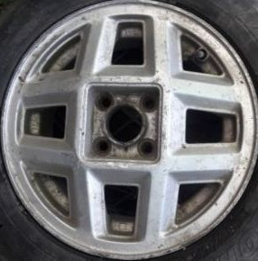 Визначити або розпізнати колісні диски 1