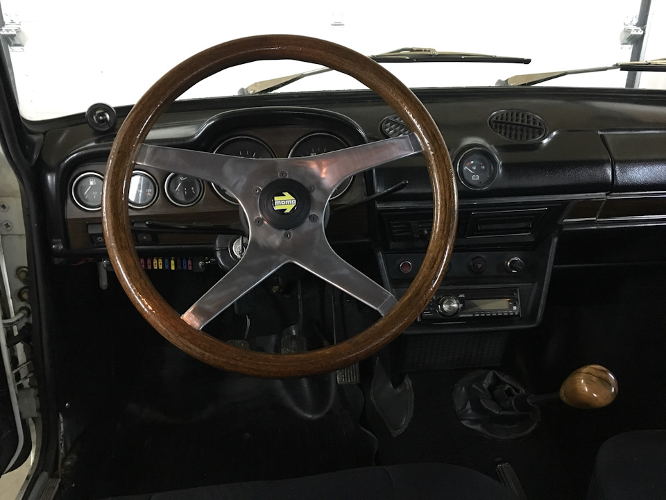 Руль momo 5