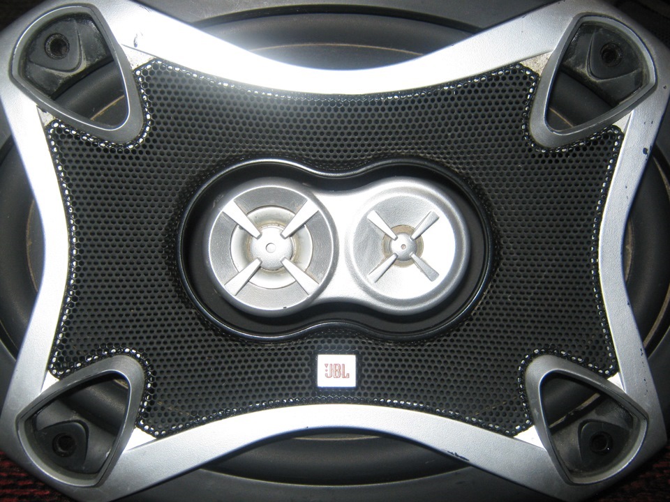 JBL GT5-500с + JBL GT5-963 + pioneer mvh 1400ub 1