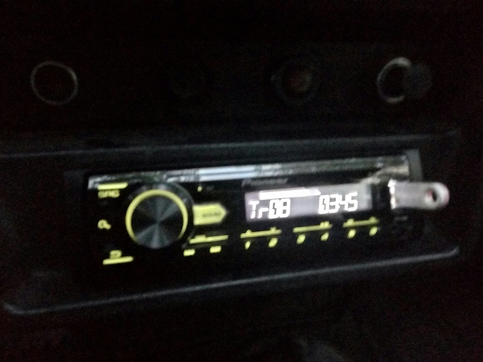 Покупка магнітоли Pioneer MVH-09UBG 2