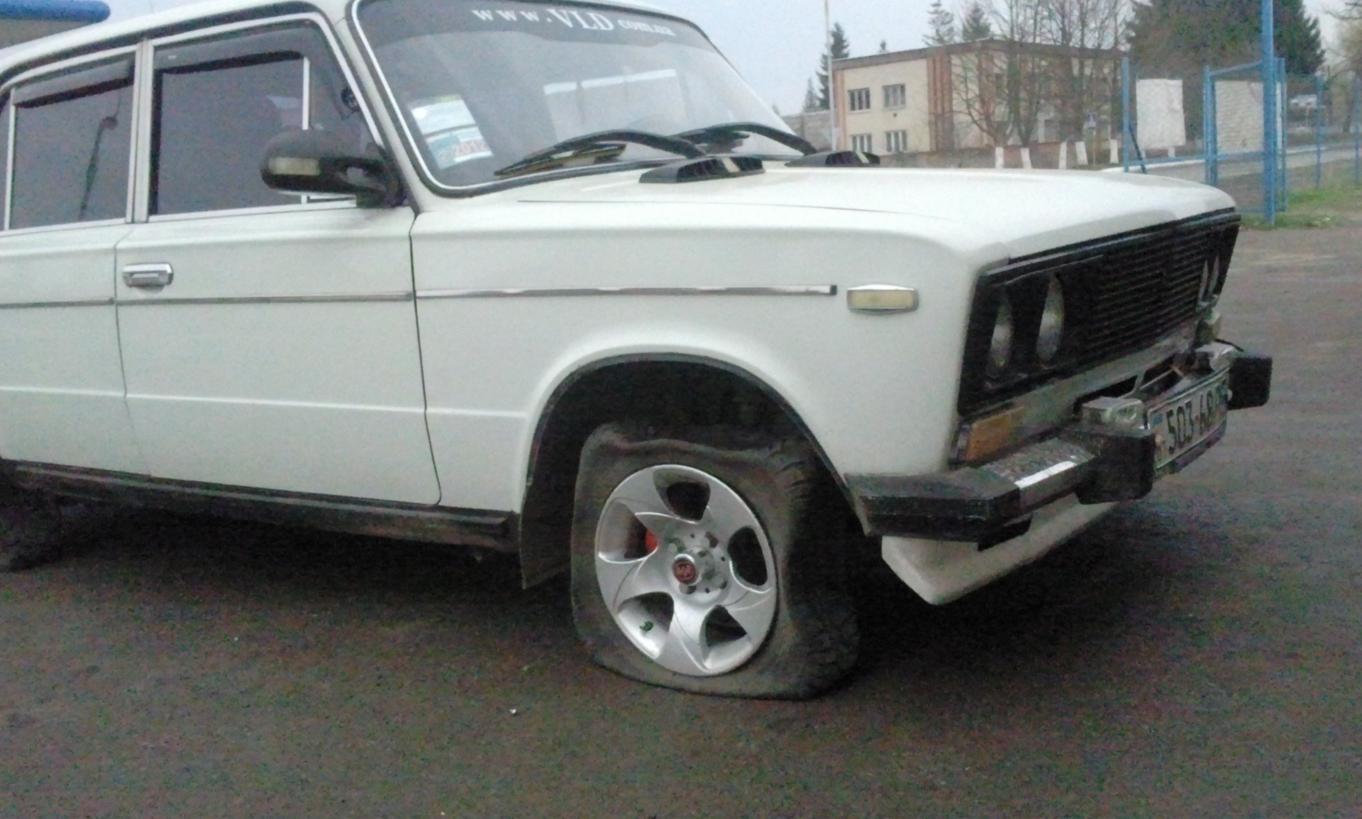 Гелій 1