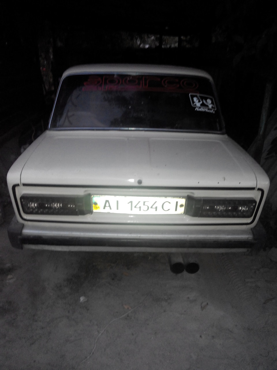 Чорні молдинги! 4