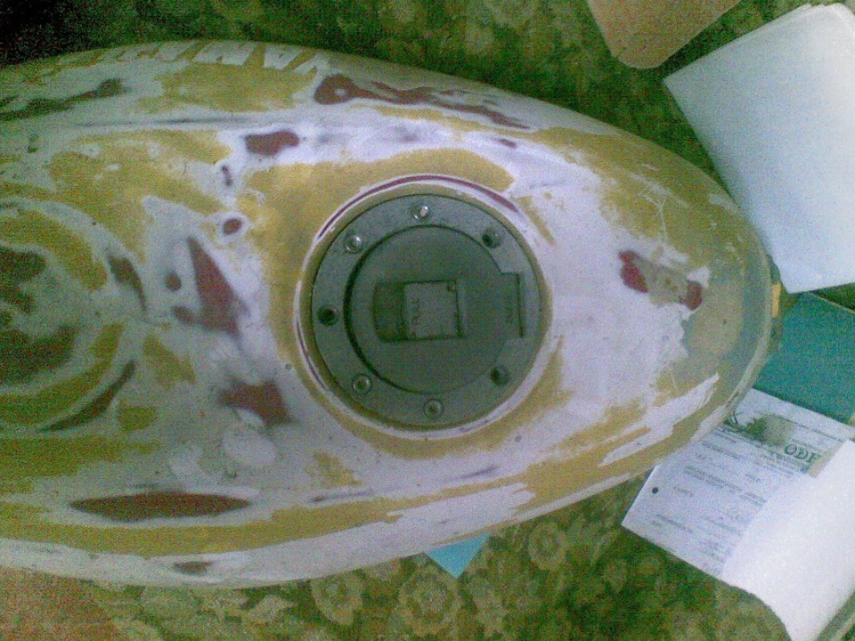 Лючок бензобака від Yamaha. 2