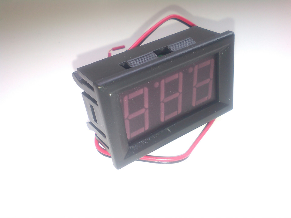 Цифровий вольтметр на 12V. 1