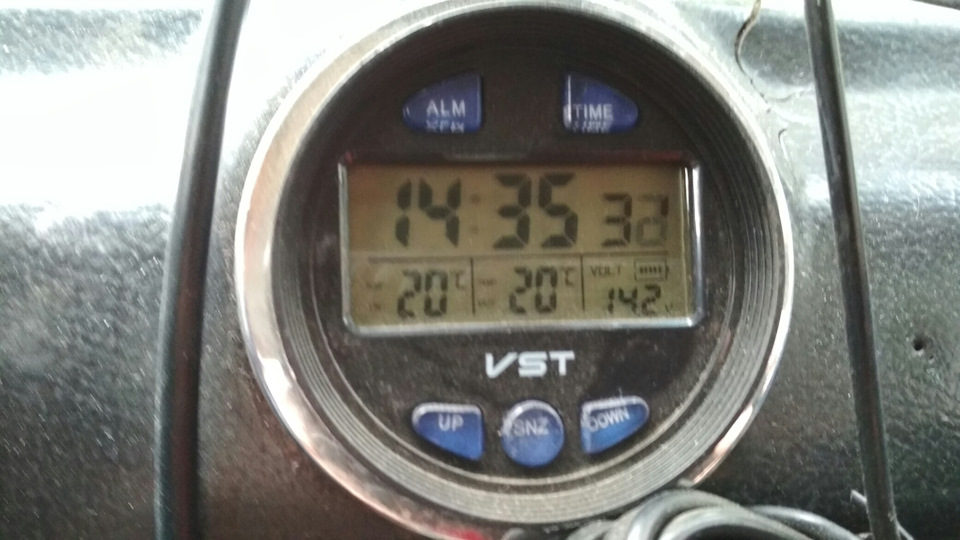 Цифровий вольтметр з Китаю 4