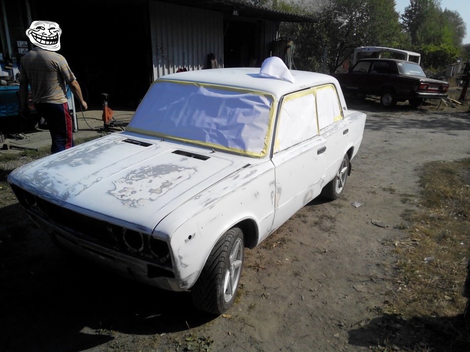 Машина в ґрунті 1