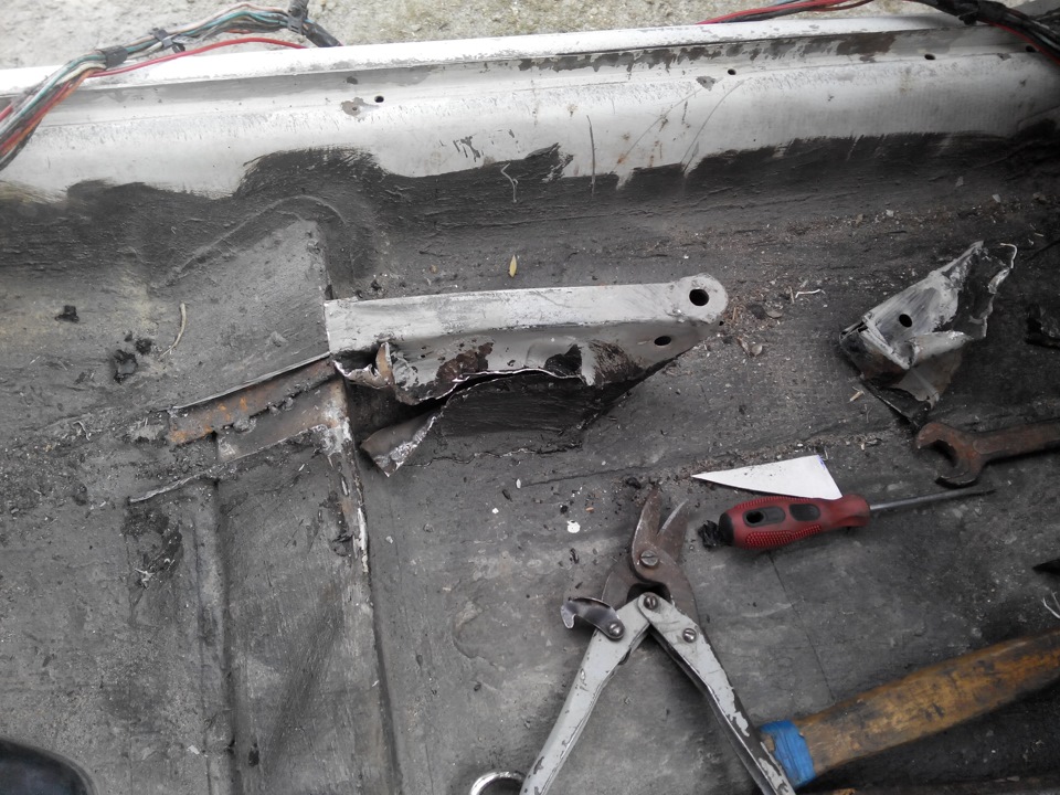 Встановлення сидінь Recaro (від opel vectra) 4