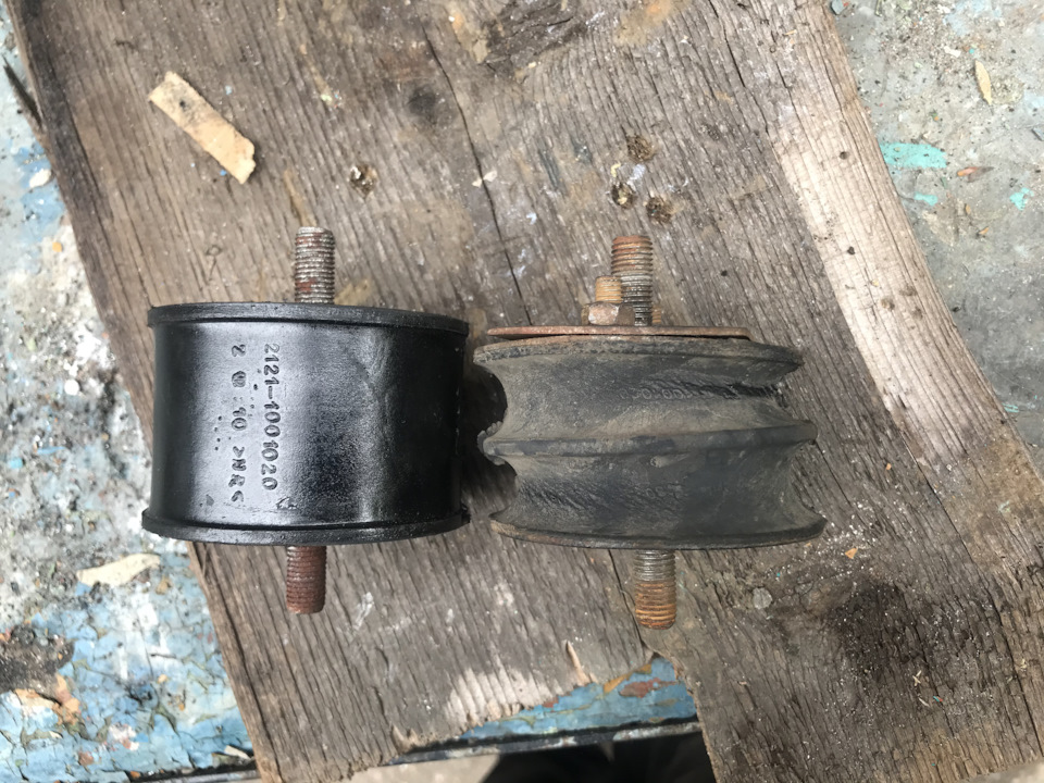 Подушка від Ниви 1