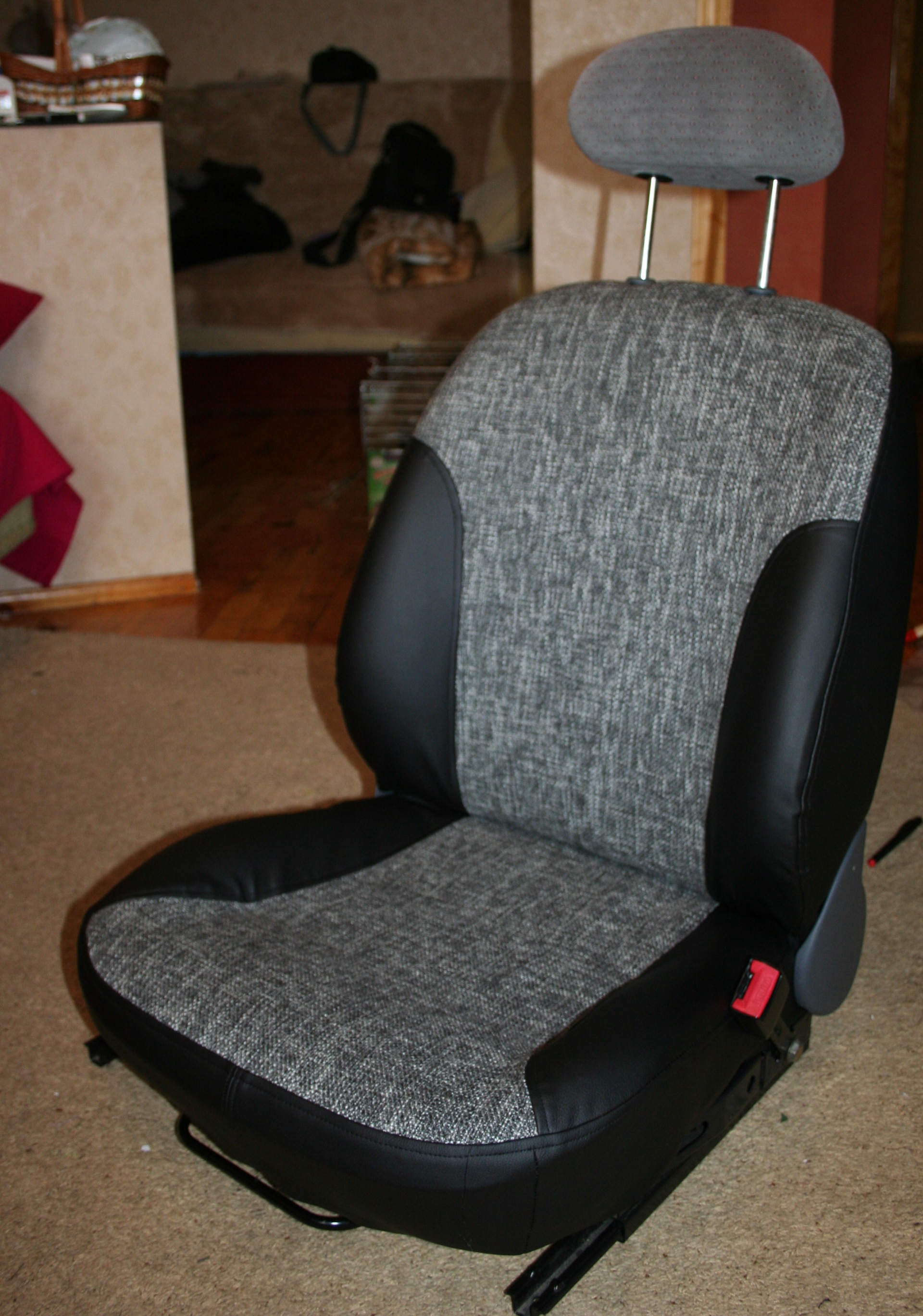 Сидіння та салон 2