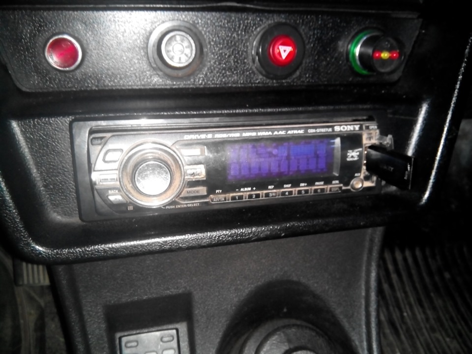 SONY CDX-GT627UE Нарив собі)) 1