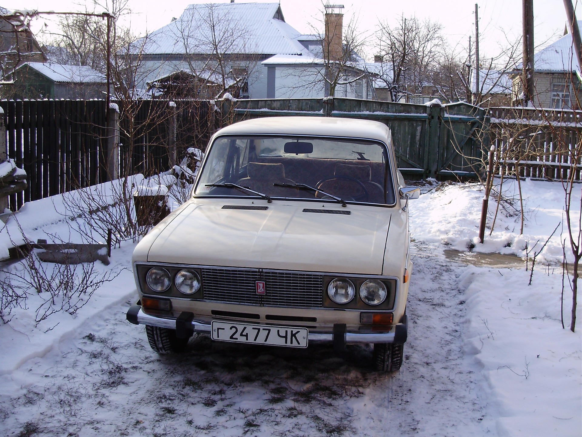Зима у дворі 4