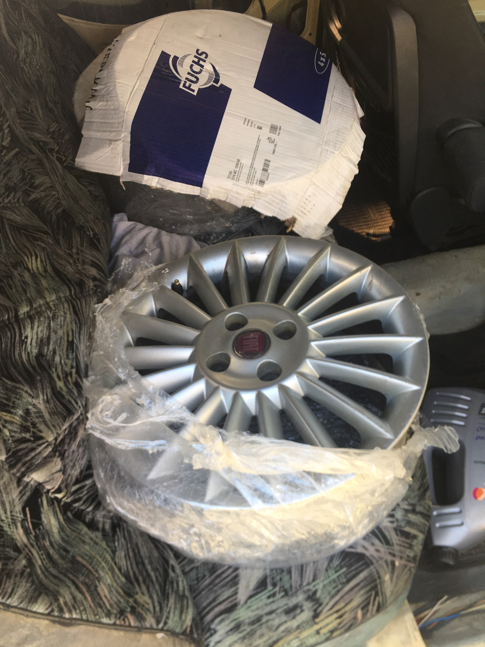 Диски від Fiat Linea R16 2