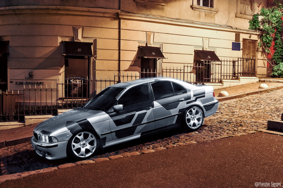 Зйомка машини пару фото BMW e 39 3