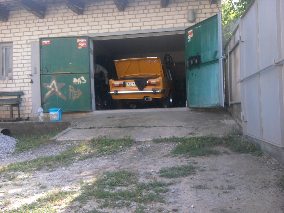 Покинув гараж з крутим підйомом, перебрався до нового гаража 2
