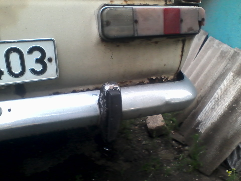 В дворе устроил ДТП))))) 1