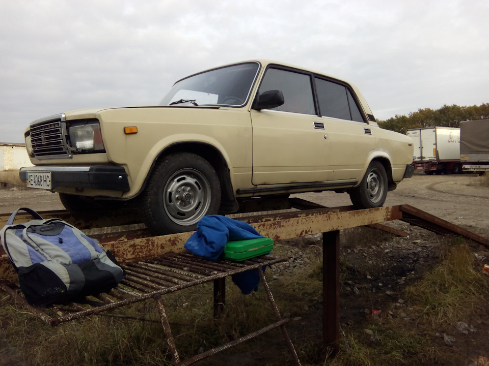 Зняв коробку. 2