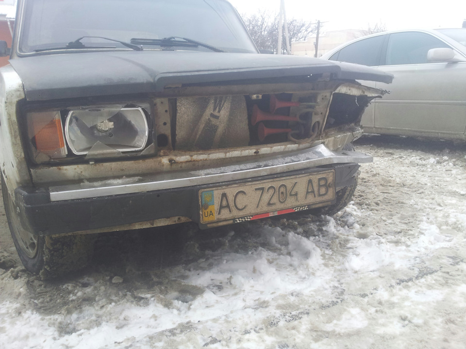 Стовп перебіг дорогу 1