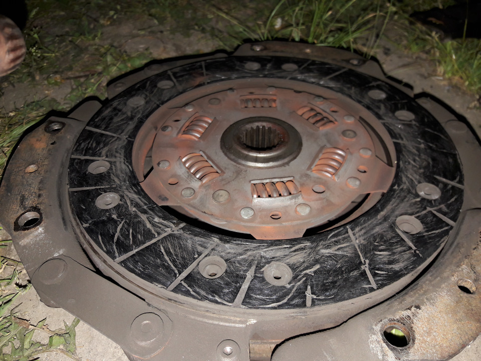 Підкажіть з приводу коробки 4