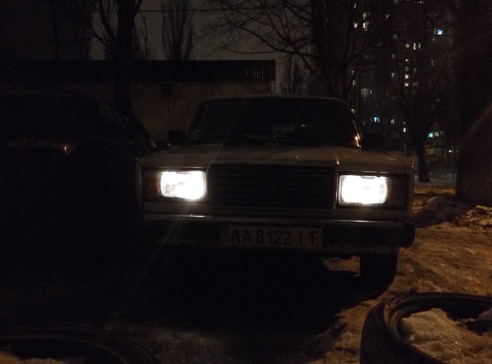 Змінив лампочки в габаритах 1