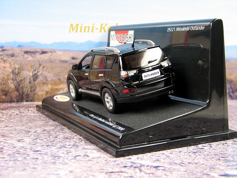 Модель Mitsubishi Outlander XL 1:43? 1