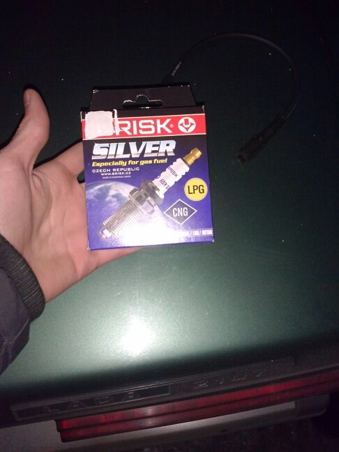 Нові свічки Brisk Silver 1