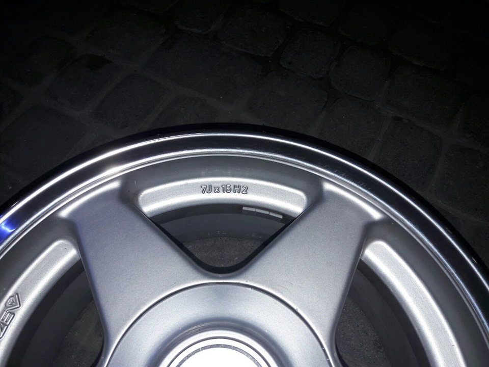 Продам диски AZEV R15, 4х100 4