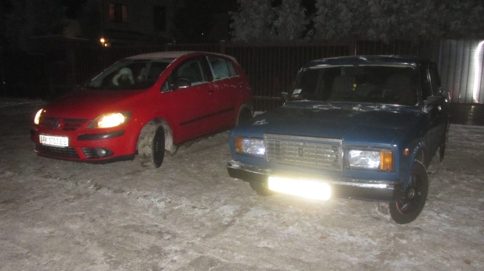 Ось з друганом фоткаться погнали!) 2