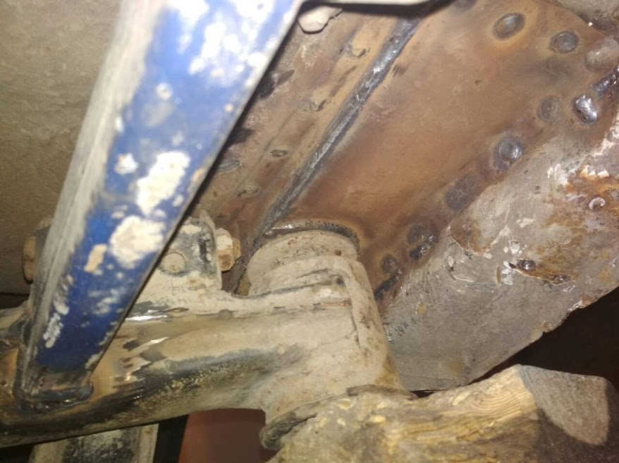 Задня незалежна BMW e30 і вихлоп у бік 4