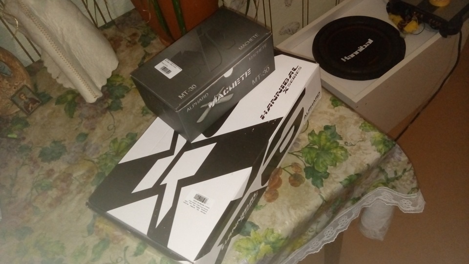 ALPHARD Machette MT-30 та ALPHARD X6L 2