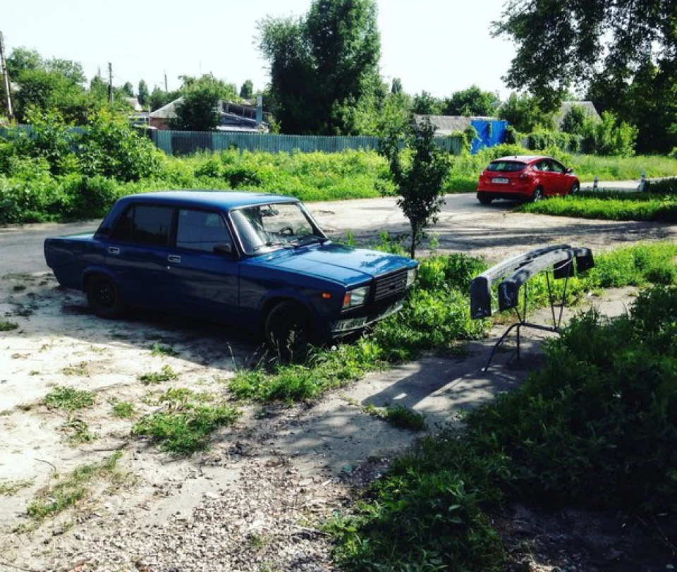 Фарбування телевізора та бамперів