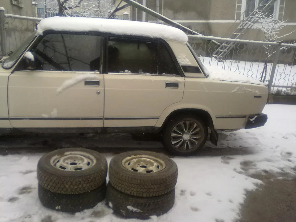 Перевзуття та небагато новин